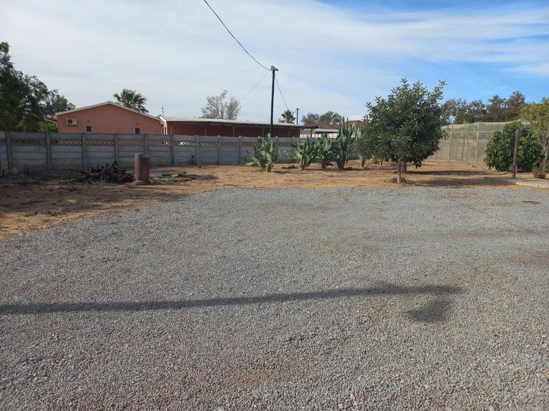6 Bedroom Property for Sale in Klawer Western Cape